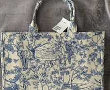 New With Tag Shopper/ Beach Bag