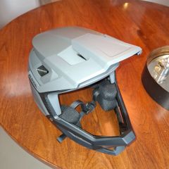 Bicycle helmet