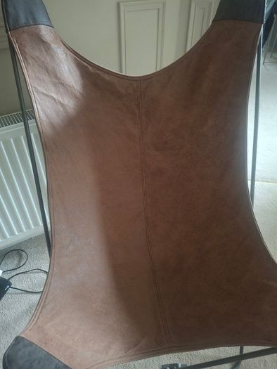 Butterfly lounge chair