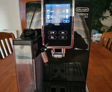 De'Longhi Dinamica Plus fully-automatic bean-to-cup coffee machine