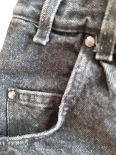 Vintage Levis black shorts