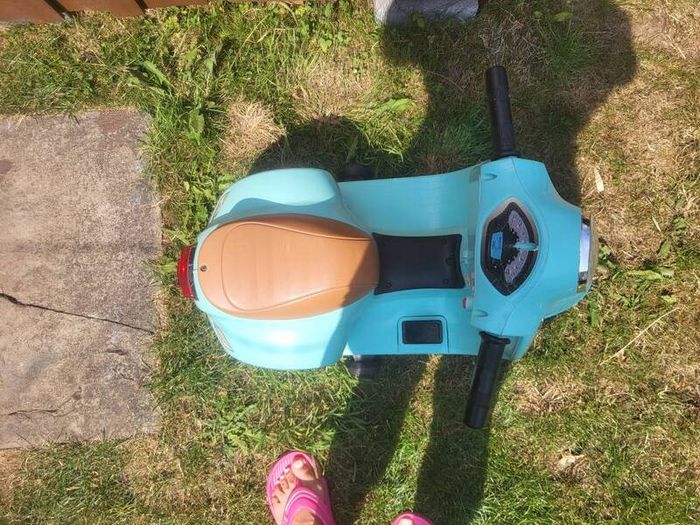 kids vespa