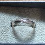 9k 375 gold and diamond ring Image 4