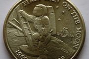 First Man On The Moon 1989 5 Dollars BUNC