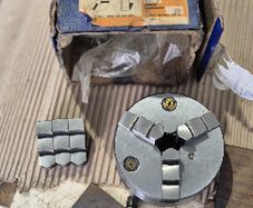 BISON-BIAL CT-100B Precision Lathe Chuck 100mm 3-Jaw Self-Centering New NOS.