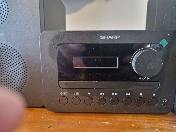 Sharp Blutooth Cd Radio