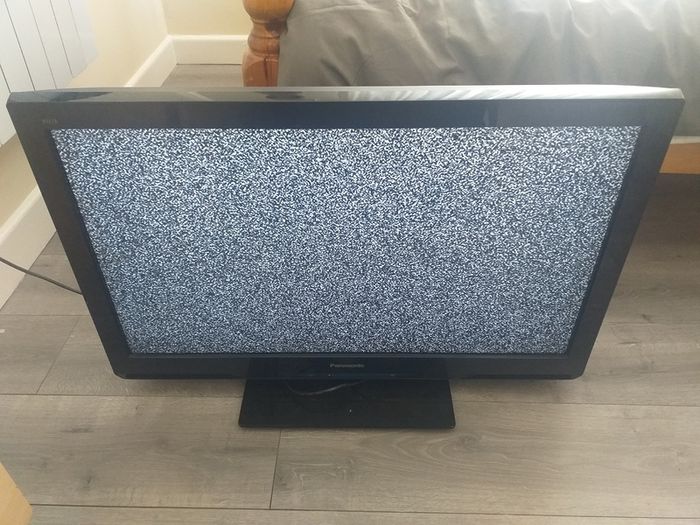 Panasonic Viera TV - 32 inch