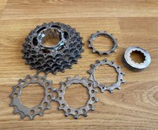 DuraAce 7700 9 speed 11-25 cassette