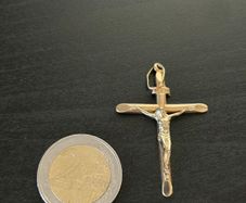 18k / ct Gold Pendant Cross