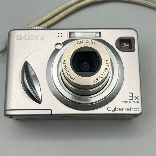 Sony DSC-W5 Cyber-shot 5.1MP Digital Camera Silver