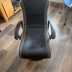 Gaming chair