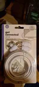 2 Tv cables
