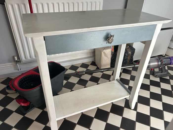 Hall table