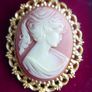Vintage Cameo Carved  Gold tone Pin Brooch Image 5