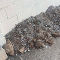 FREE hardcore / gravel stones