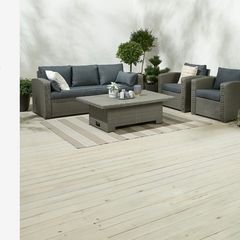 Couch  chairs and table