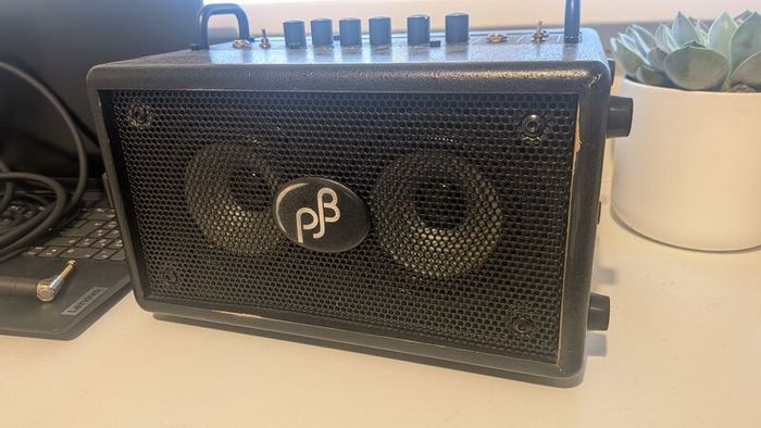 Phil Jones Double Four Bass Amp
