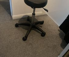 beauty stool