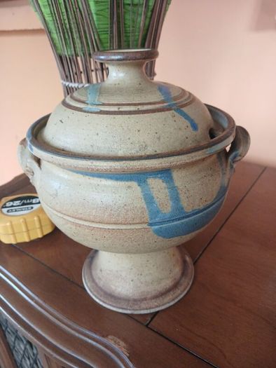Badger Hill Soup tureen
