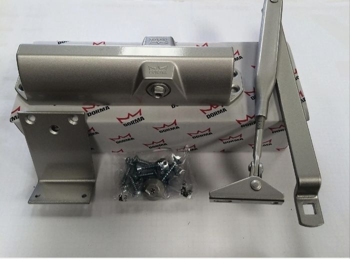 Dorma door closer