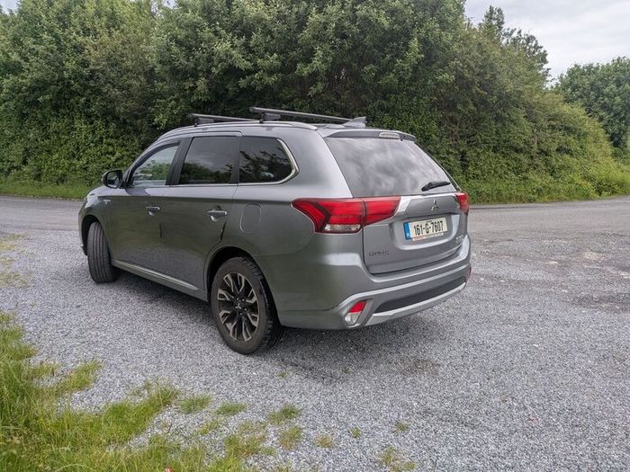 Mitsubishi Outlander 2016