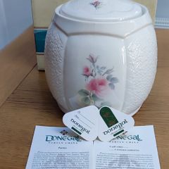Donegal Parian Irish Rose Biscuit Barrel