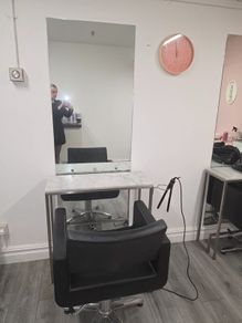 Salon furniture