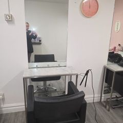 Salon furniture