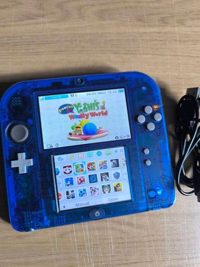 Nintendo 2DS with 20 games