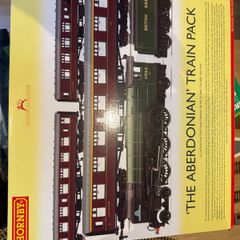 Hornby Tornado Train Set