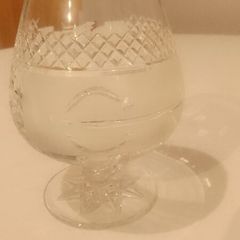 Beautiful Connemara Celtic Crystal Large Brandy Glass.