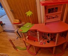 barbie dream house