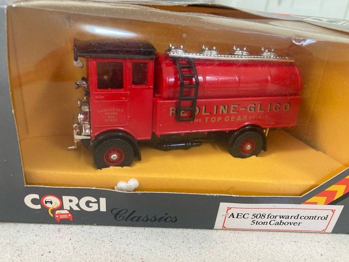 Corgi AEC 508