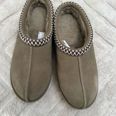 Ugg Tasman slippers