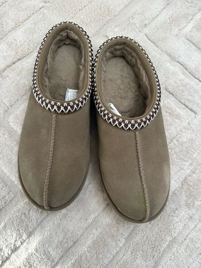 Ugg Tasman slippers
