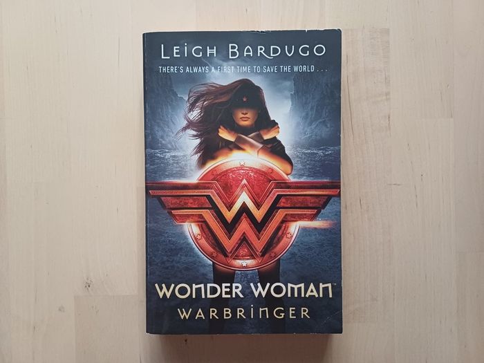 Wonder Woman - Warbringer (DC Superhero Paperback Novel 2017)