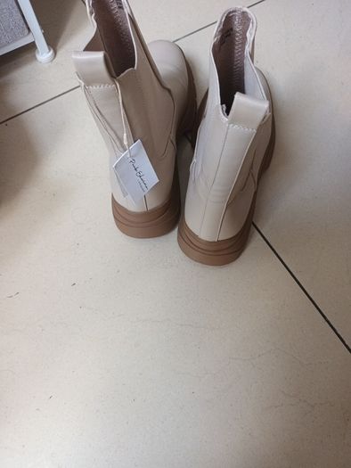 Primark  Paula Echevarria & Primark  Chunky Cream  Boots.  S.7.  B.N.W.T