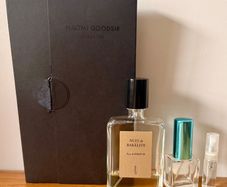 Naomi Goodsir Nuit de Bakelite  Discovery Samples