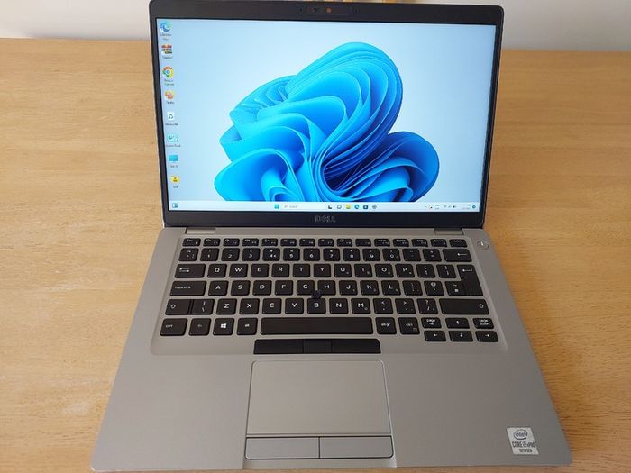 Dell Latitude 5410 | i5-10310U | 8GB RAM | 256GB NVMe SSD | Windows 11 Pro | New Battery