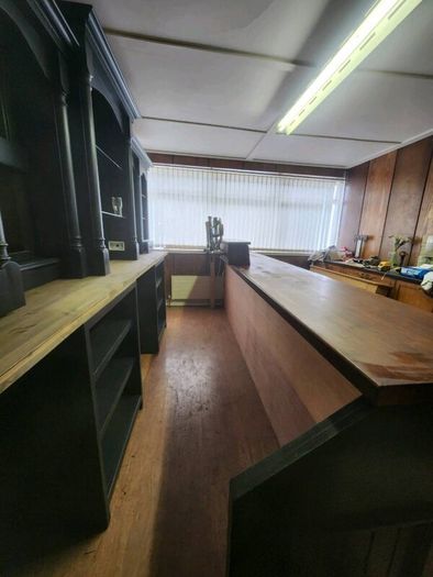 Home / pub bar