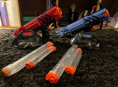 Nerf Rival Apollo XV-700 Battle Pack (2 Players) + Masks & Magazines