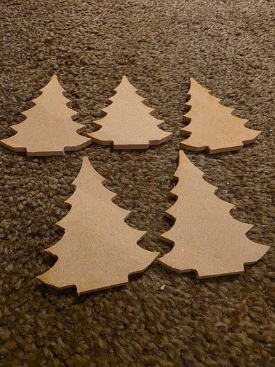 wooden xmas tree