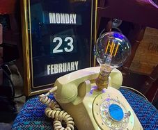 Vintage rotary phone lamp