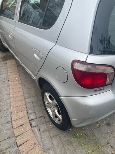2003 Toyota Yaris