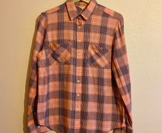 Aeropostale Ladies Pink/Navy Plaid Shirt | Size M