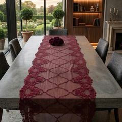 H&M Home Lace table runner burgundy 45x150cm