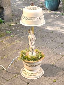 MCM rain lamp