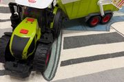 Dickie Toys CLAAS Farm Tractor &amp; Trailer Set