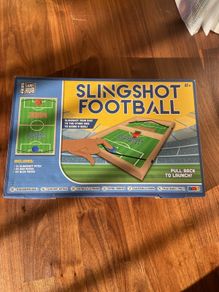 Slingshot football game age 6+