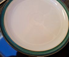 Denby greenwich dinner plates x 8